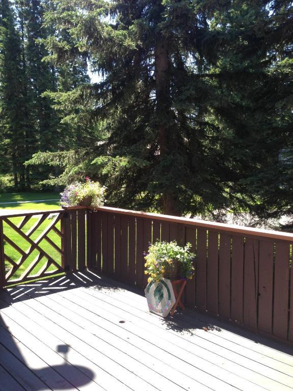Redwood Meadows Bed And Breakfast Bragg Creek Zewnętrze zdjęcie